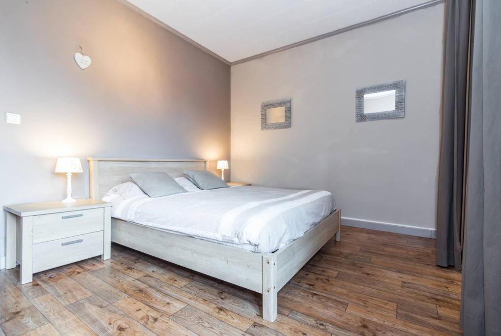 Charmant Appartement Met Zicht Damse Vaart @Brugge ภายนอก รูปภาพ