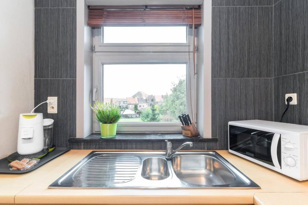 Charmant Appartement Met Zicht Damse Vaart @Brugge ภายนอก รูปภาพ